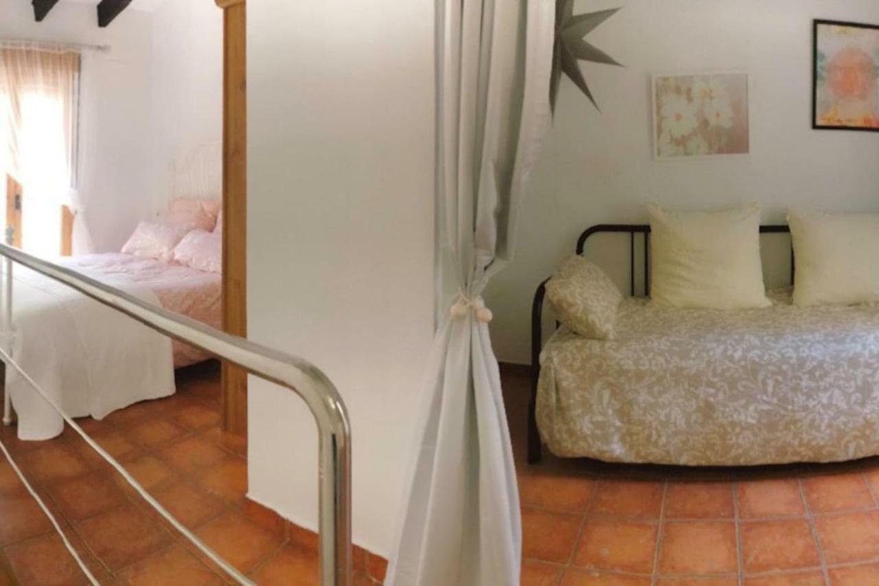 Preciosa Villa En El Corazon De Gandia Exterior photo